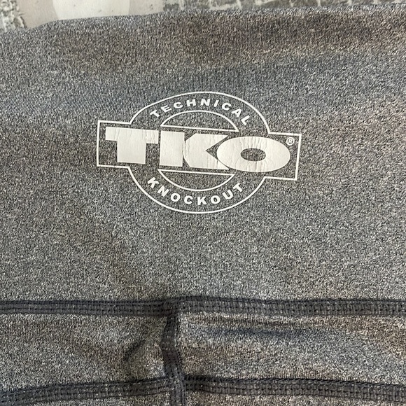 TKO High Waisted Grey Leggings - Picture 4 of 6